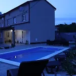 Marin * Smoljanci